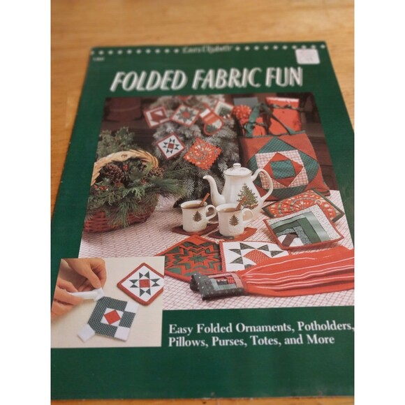 Folded Fabric Fun by Nancy J. Martin (1997, Paperback) - Picture 1 of 2